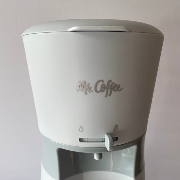 NEW Mr. Coffee Single Serve Iced Coffee Maker BVMC -ICMCG Light Gray - Picture 2 of 9
